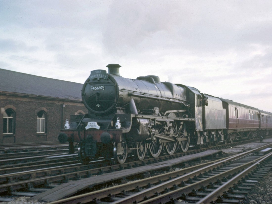 45607 at Carlisle December 1965.jpg