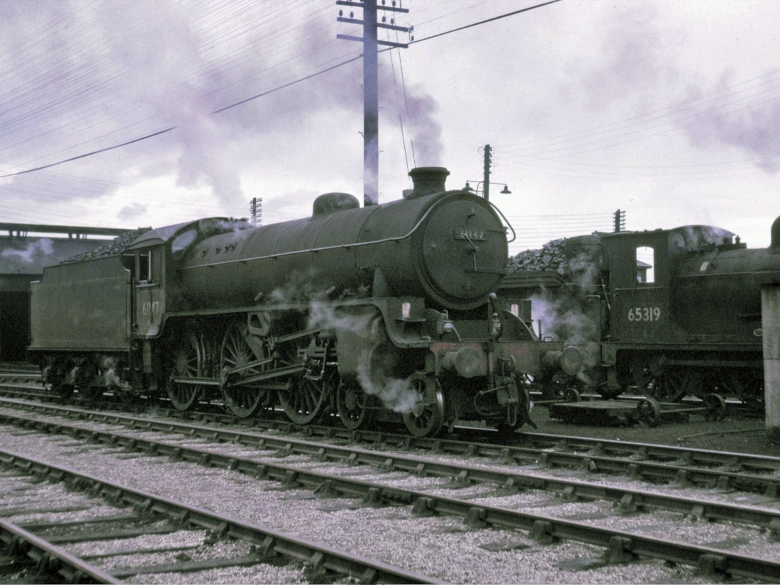 61147 Dundee July 1965.jpg