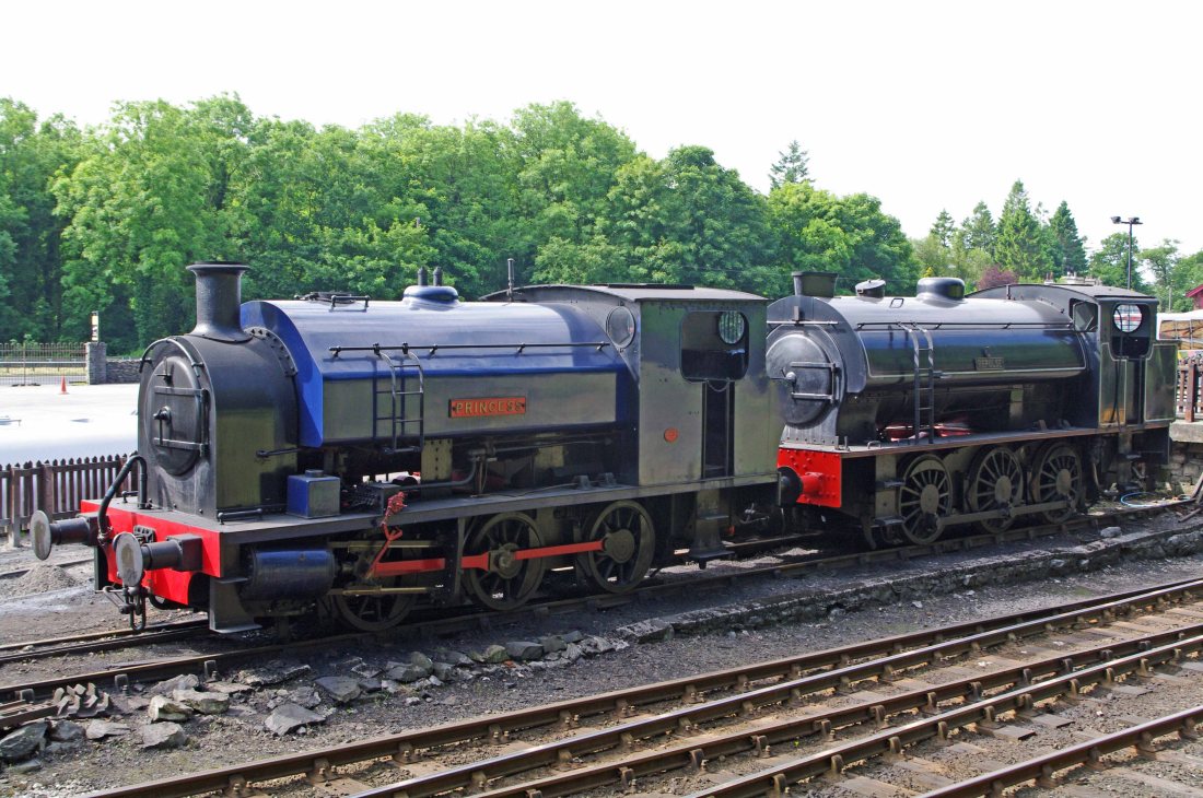 Repulse with Princess Haverthwaite 2013.jpg