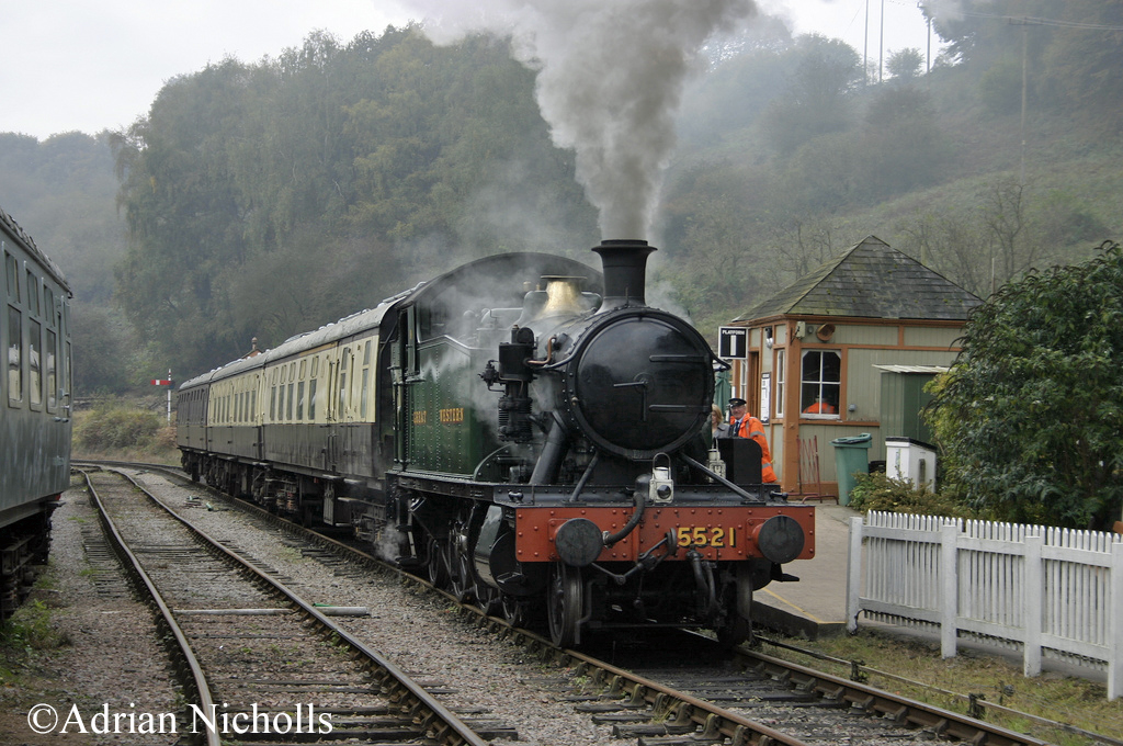 5521 at Norchard Low Level Station on the Dean Forest Railway - October 2009.jpg