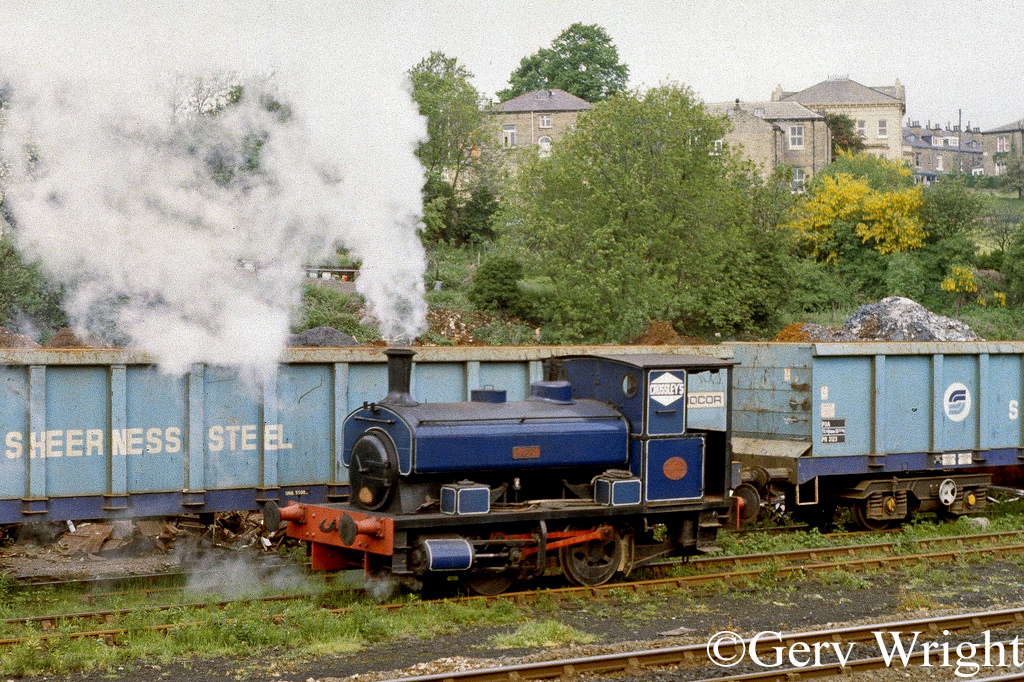 Andrew Barclay 1823 at Crossley's scrapyard in Shipley - June 1983.jpg