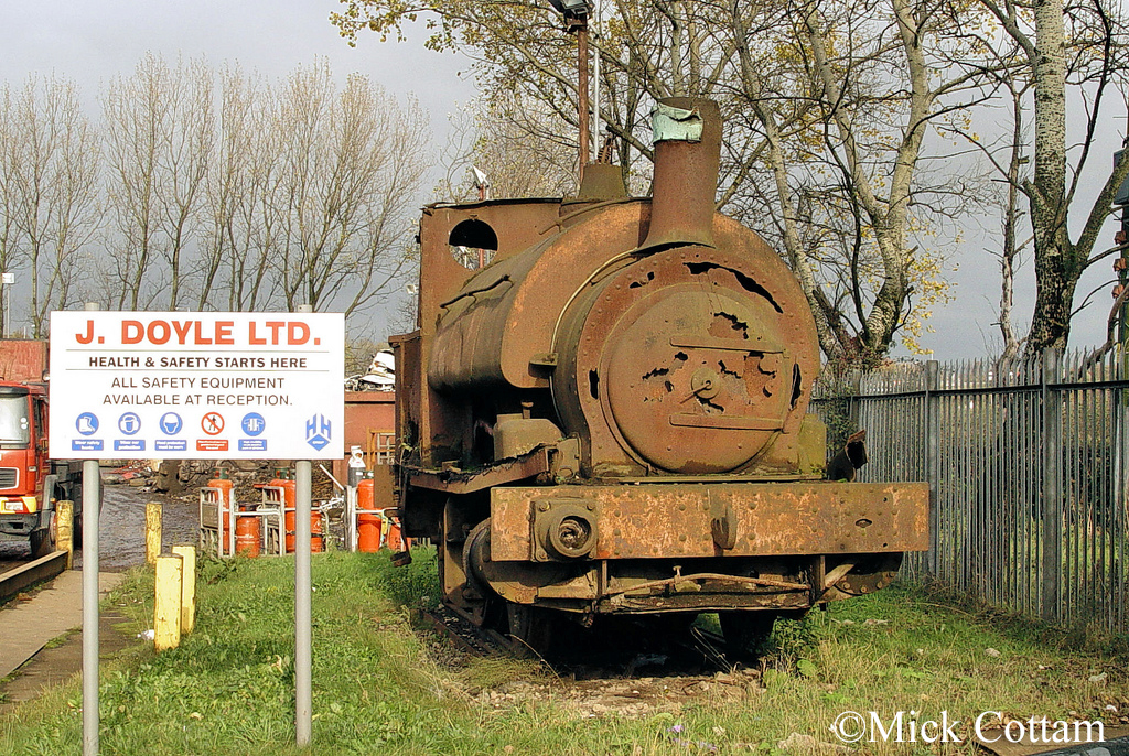 Avonside 1600  J Doyle Scrap Merchants Westhoughton  Nov 2011.jpg