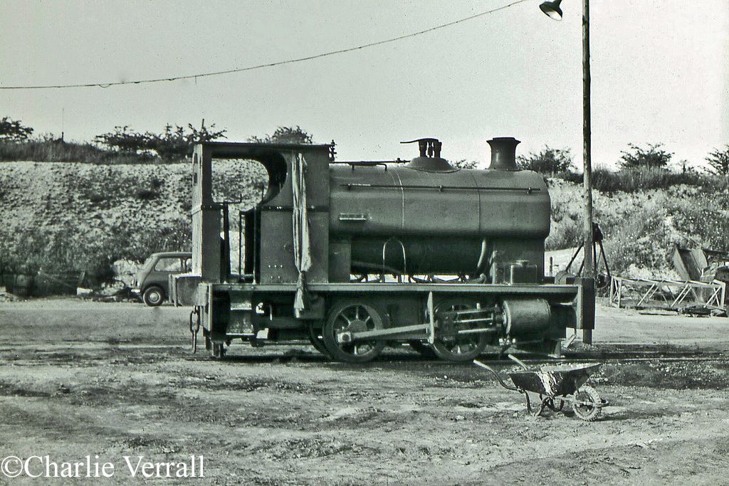 Avonside 1875 at RPCC Tottenhoe - July 1964.jpg