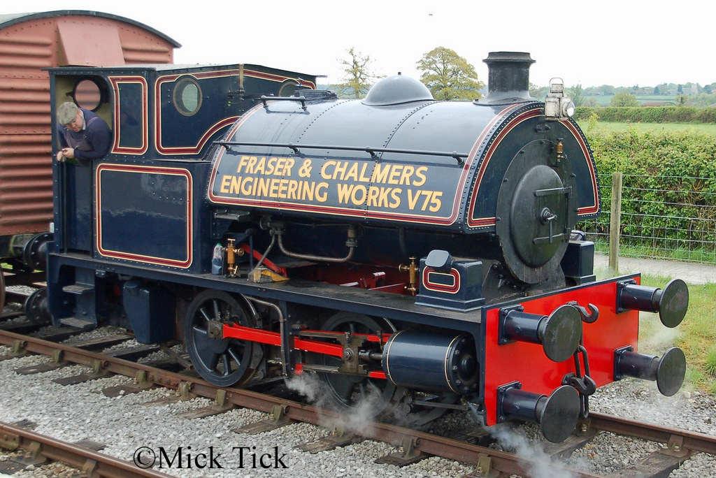 Bagnall 2469 at the Buckinghamshire Railway Centre - April 2017.jpg