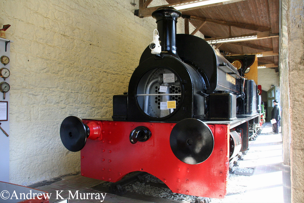 HC 526 at Penryhn Castle - May 2012.jpg