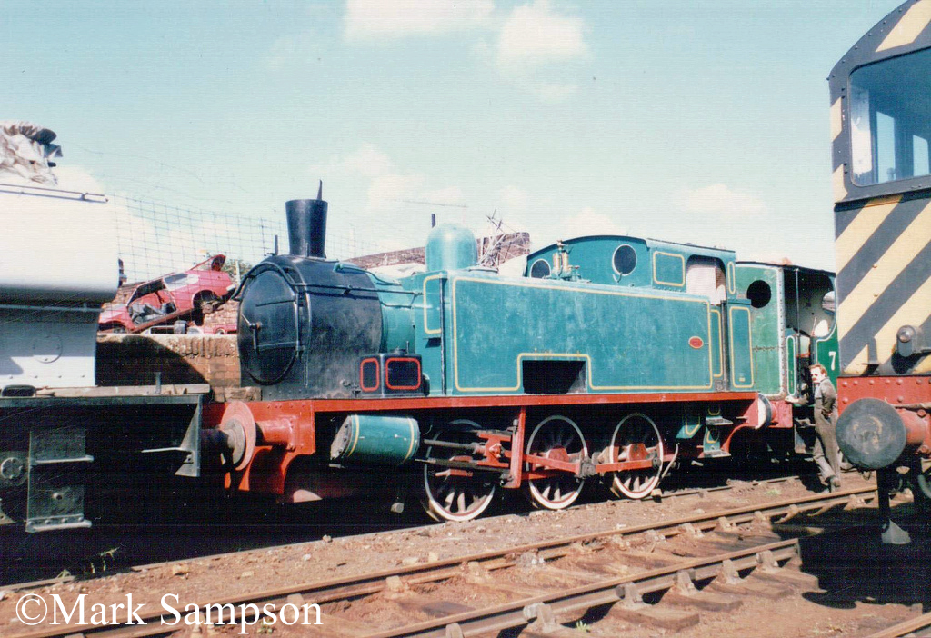 Hudswell 1884 at the South Yorkshire Railway - October 1989.jpg