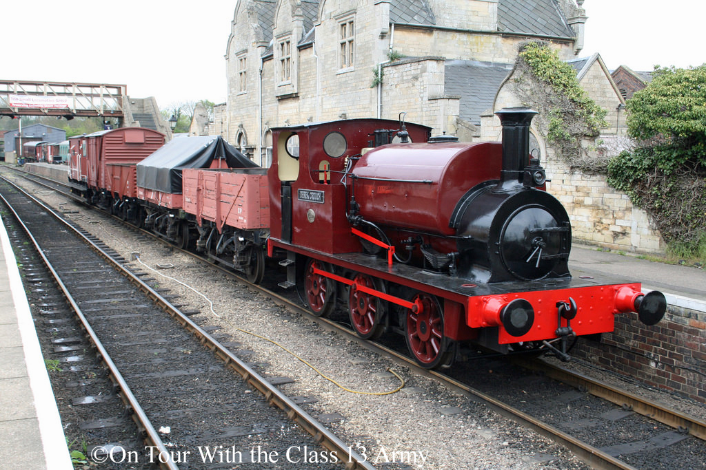 Hudswell Clarke 1539 at Wansford on the Nene Valley Railway - April 2015.jpg