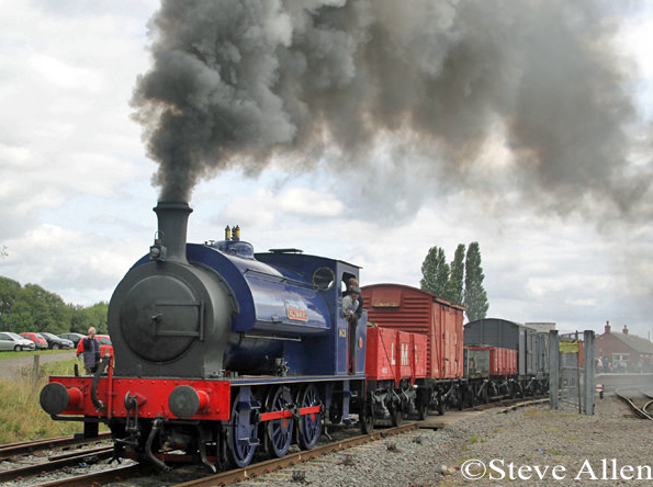 Hunslet 3783 Chasewater Railway September 2015 .jpg