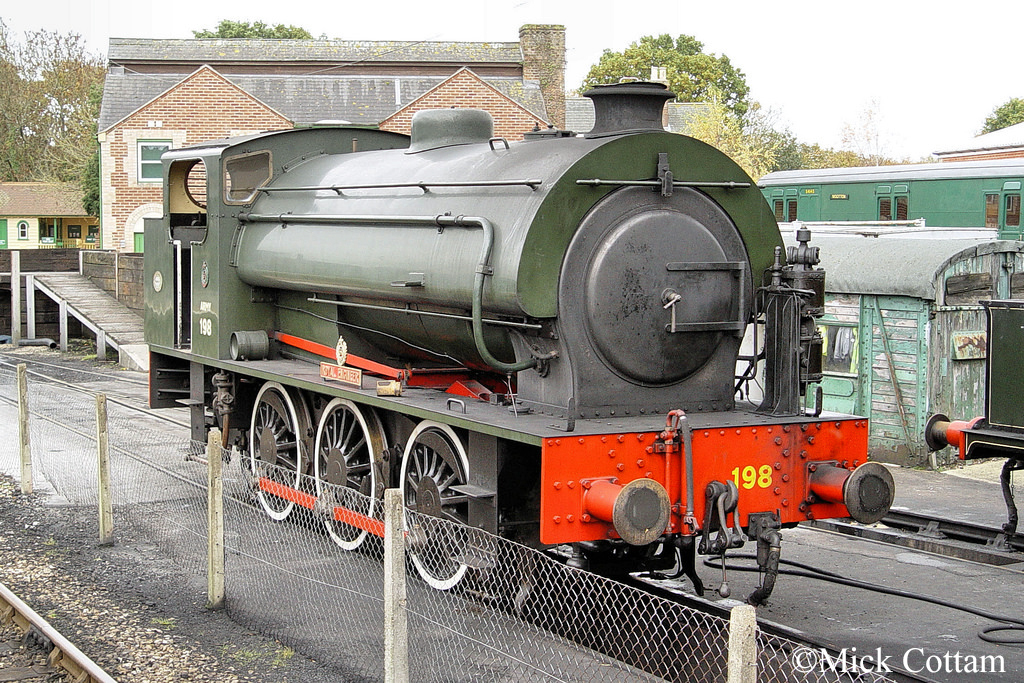 Hunslet 3798 Isle of Wight Nov 2010.jpg