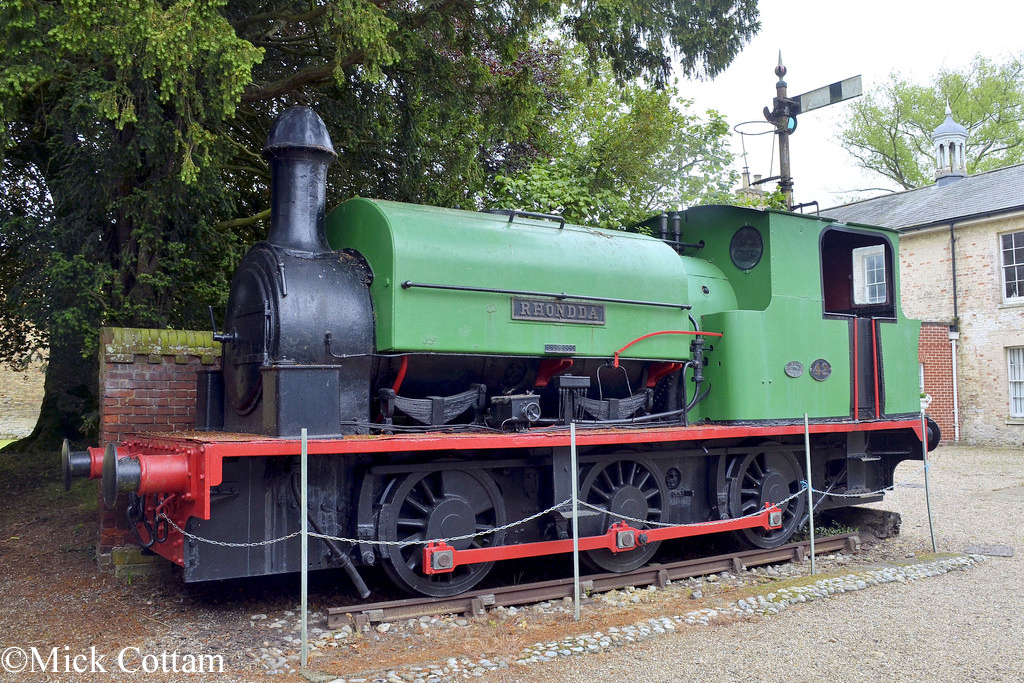 Manning wardle 2010  Caister Castle  June 2018.jpg