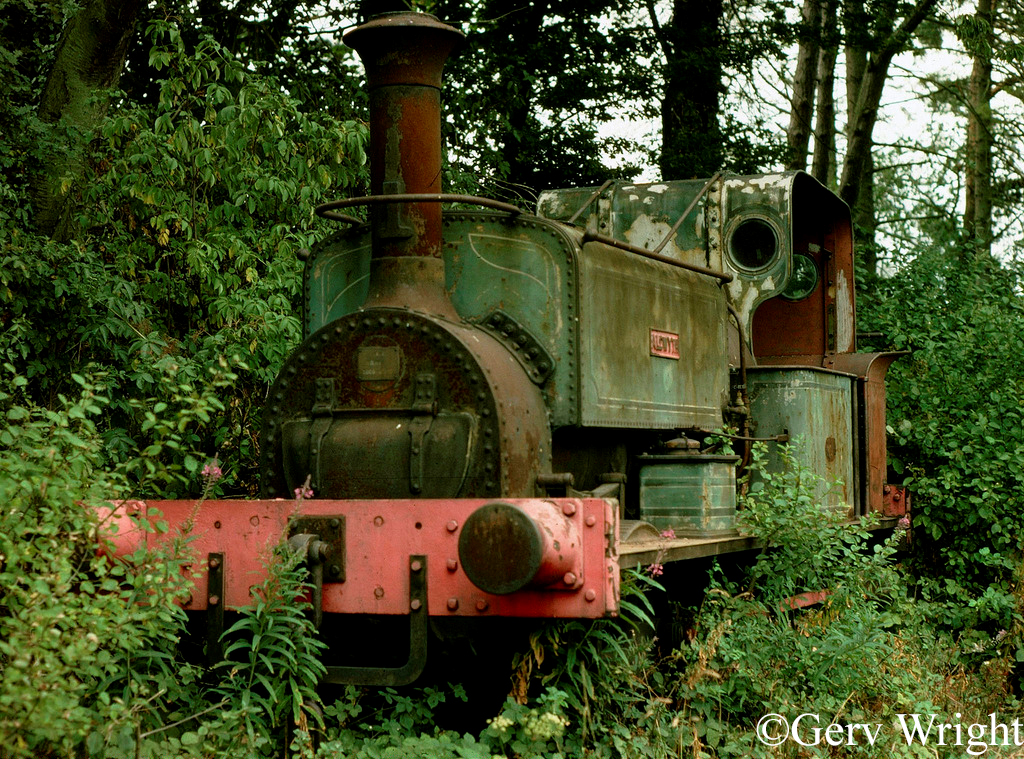Manning wardle 865 at Caerleon - August 1976.jpg