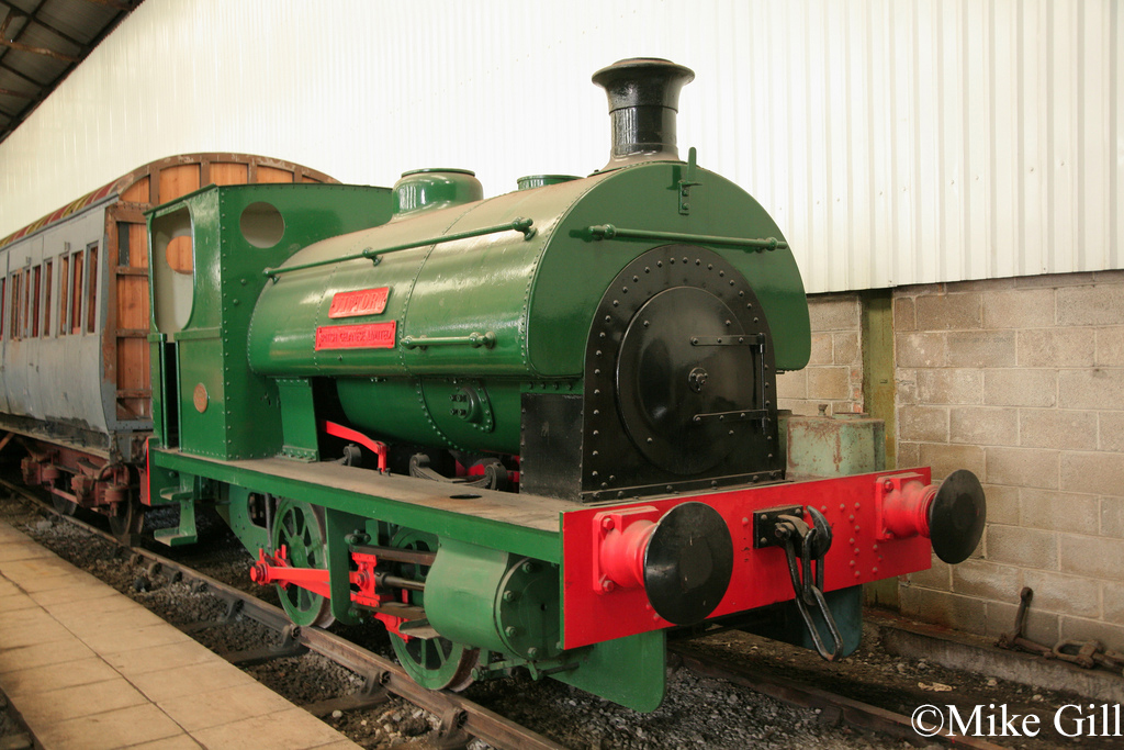 Peckett 1547  Midland Railway Centre May 2012.jpg
