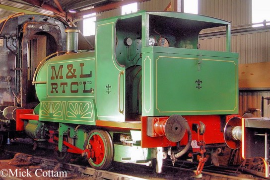 Peckett 1555 Pontpool & Blaenavon Rly Sept 2011.jpg