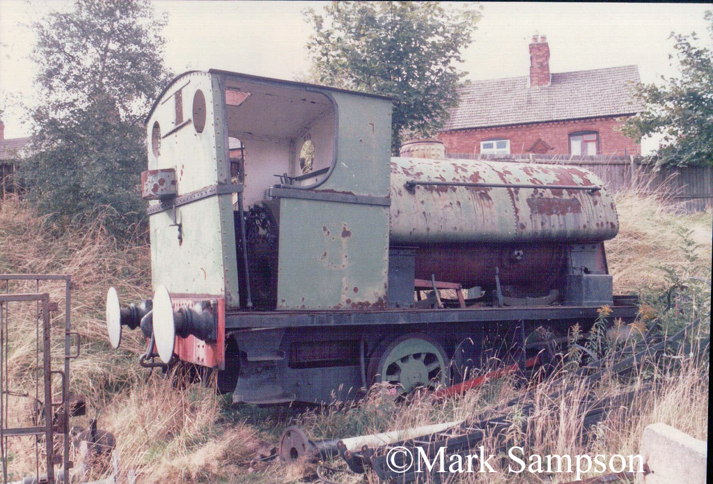 Peckett 1963 at the Great Central Railway - August 1988.jpg
