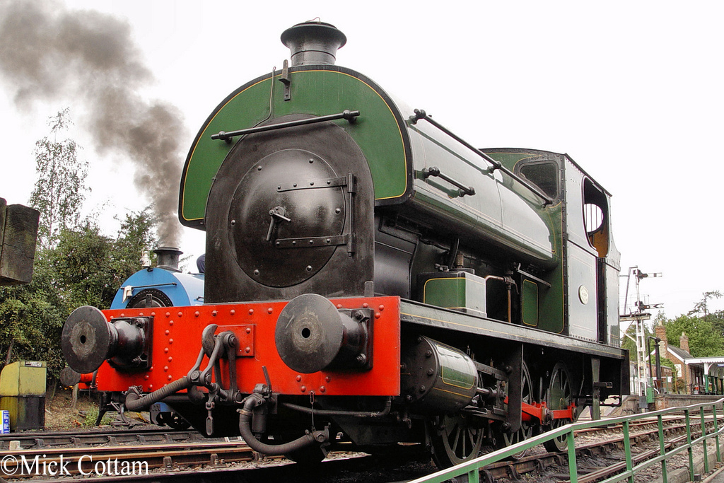 Peckett 2000 Colne Valley Railway August 2011.jpg
