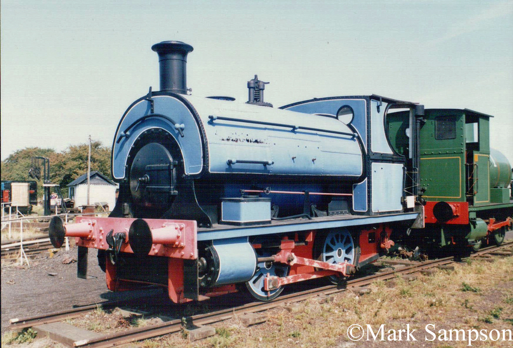 Peckett 614 at the Sittingbourne & Kemsley Light Railway - August 1989.jpg
