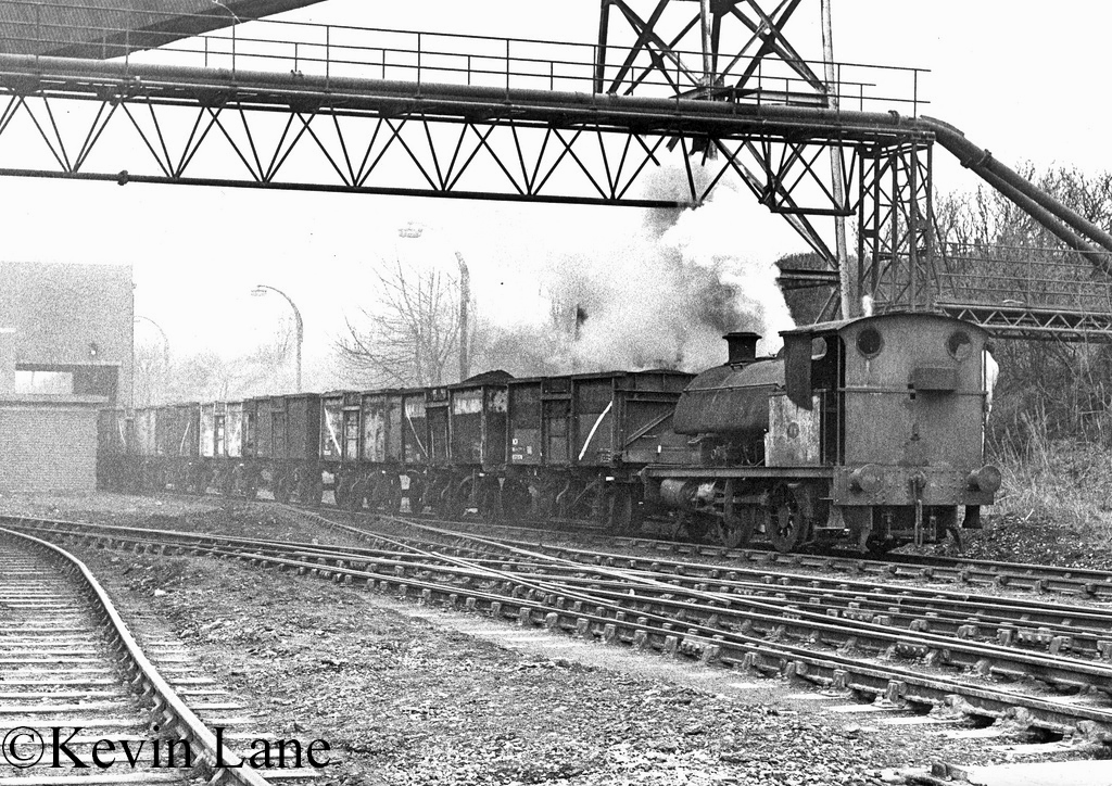 RSH 7416 at Agecroft Power Station - March 1977.jpg