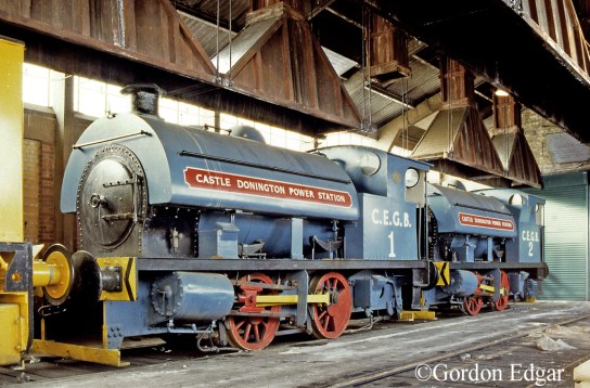 RSH 7817 & 7818  Castle Donington  February 1985.jpg