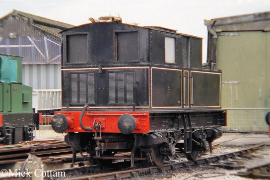 Sentinel 6515 at the Buckinghamshire Railway Centre - November 2010.jpg