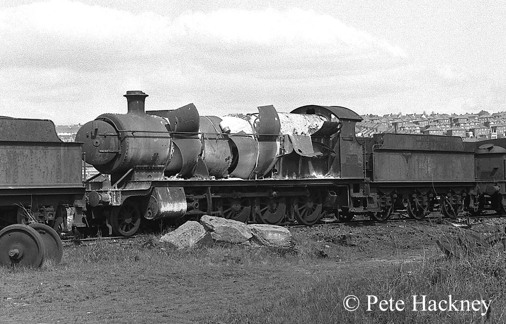 2873 in Woodham's scrapyard at Barry - 1975.jpg