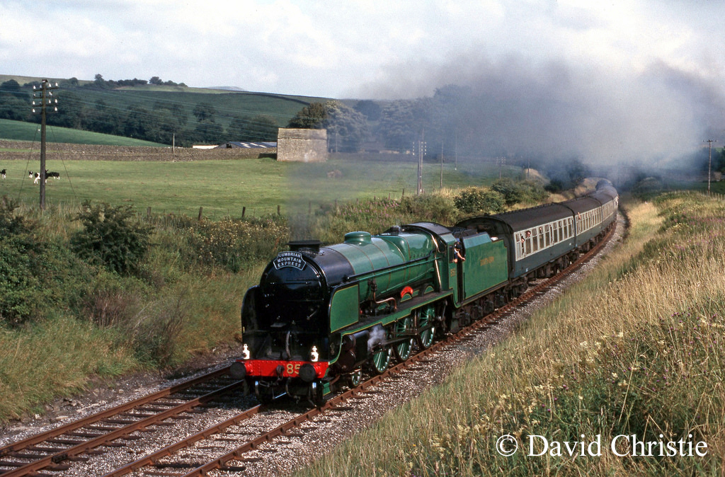 This image has an empty alt attribute; its file name is 30850-Lord-Nelson-at-Giggleswick-August-1985.jpg