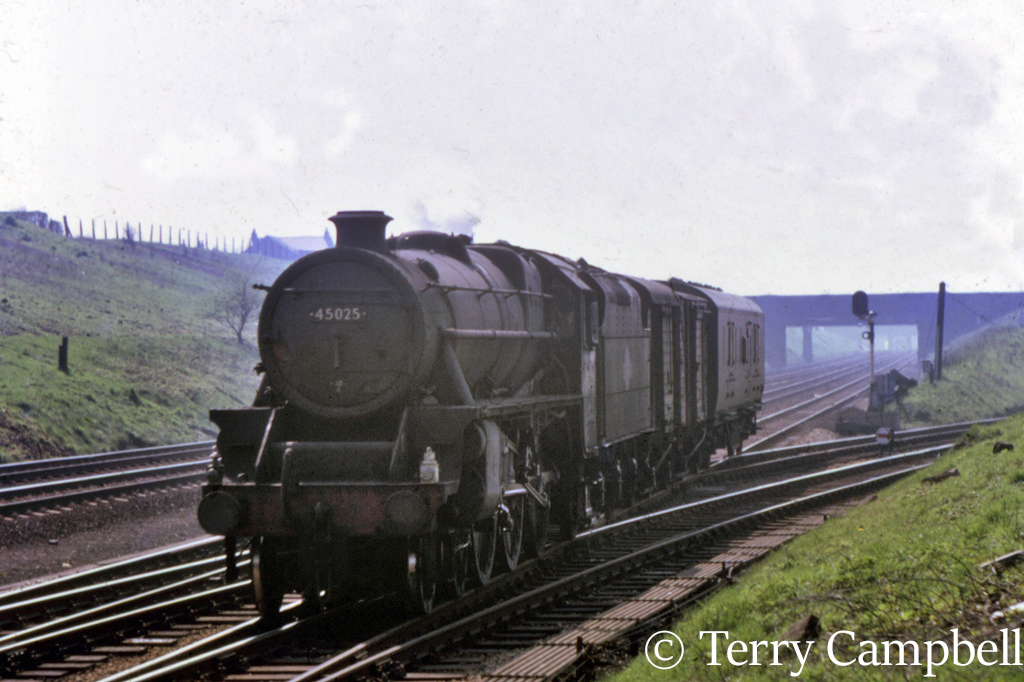 45025 at Farrington Curve Junction near Preston - April 1968.jpg