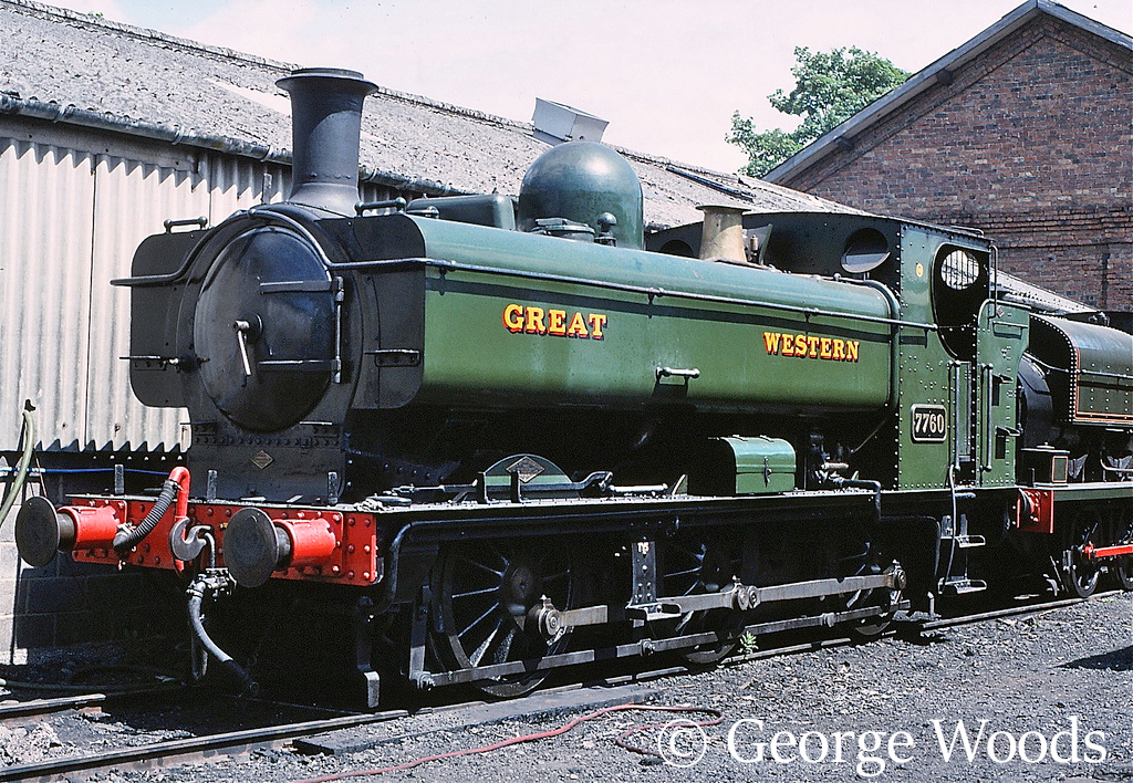 7760 at Llangollen - July 1989.jpg