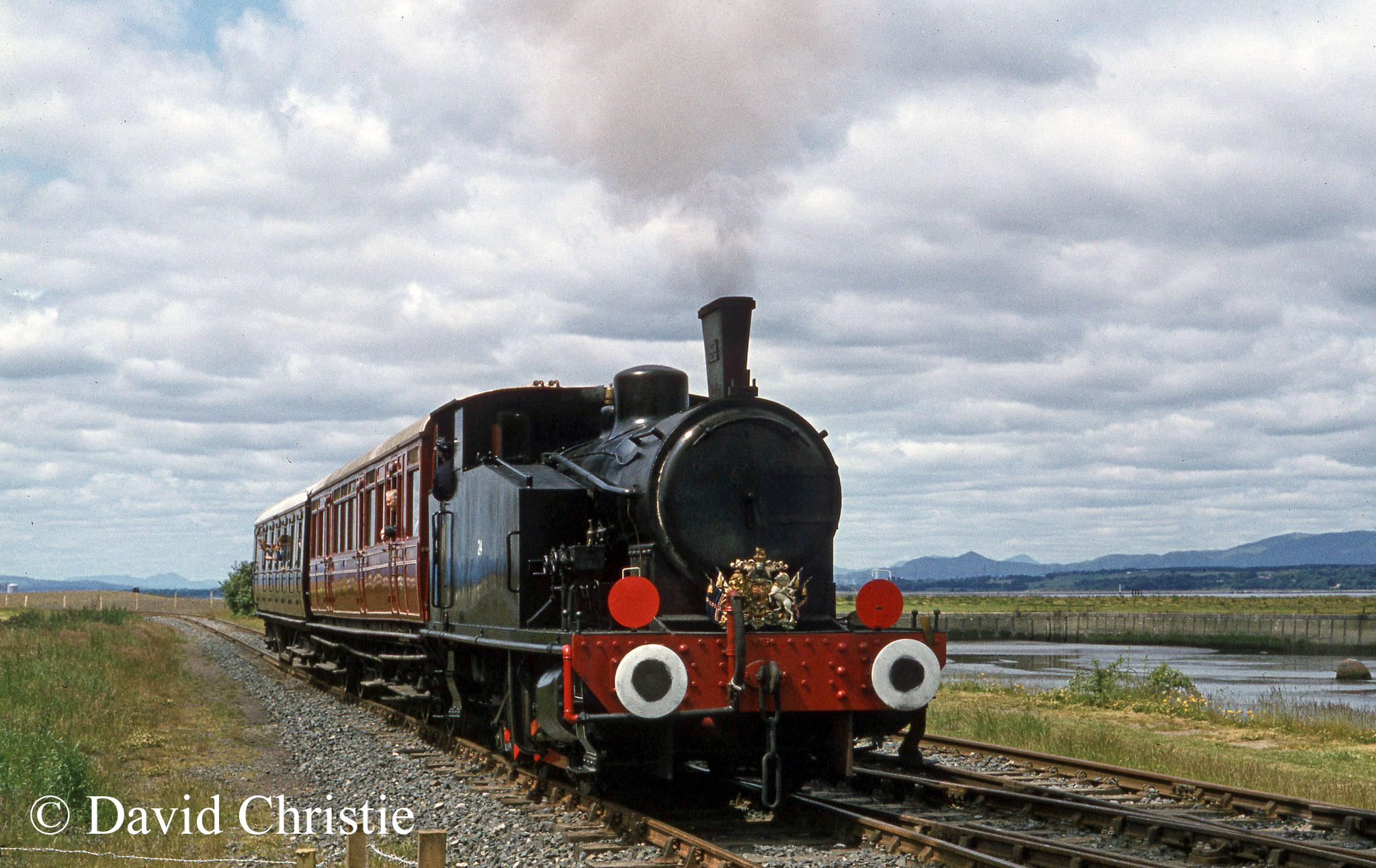 Andrew Barclay Works No 2335 at Boness on opening day - June 1981.jpg