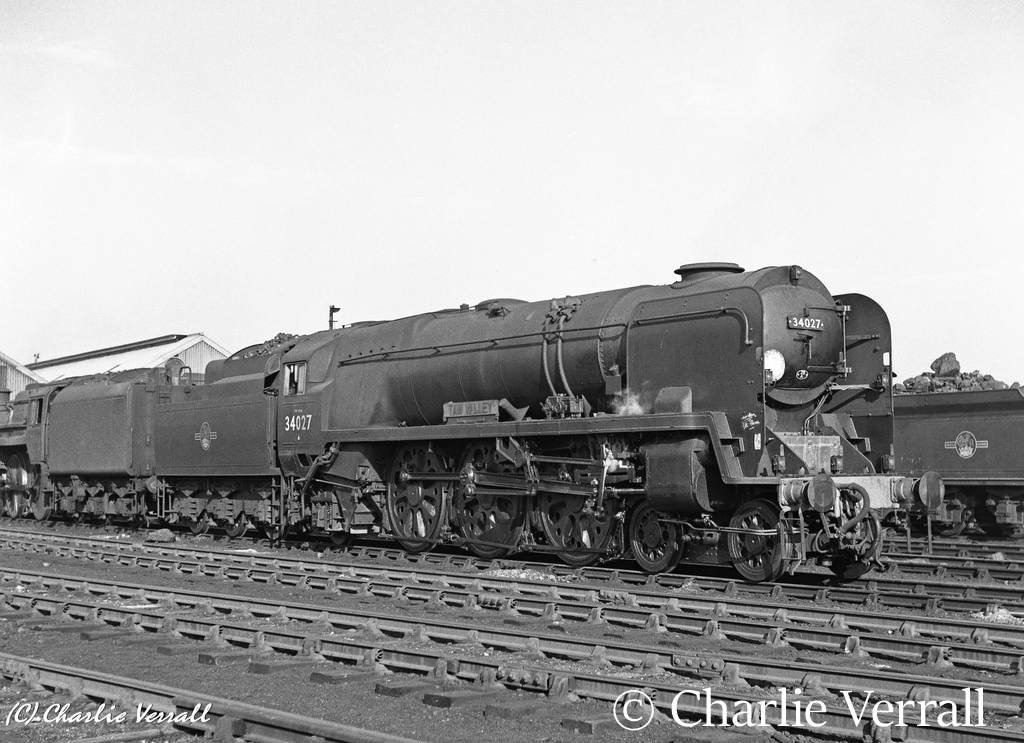 34027 Taw Valley on Eastleigh shed - February 1962.jpg