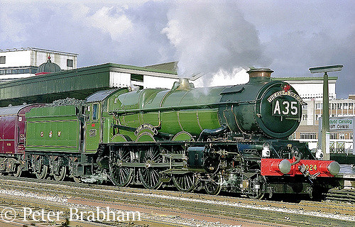 This image has an empty alt attribute; its file name is 6024-king-edward-i-at-cardiff-general-march-1995.jpg