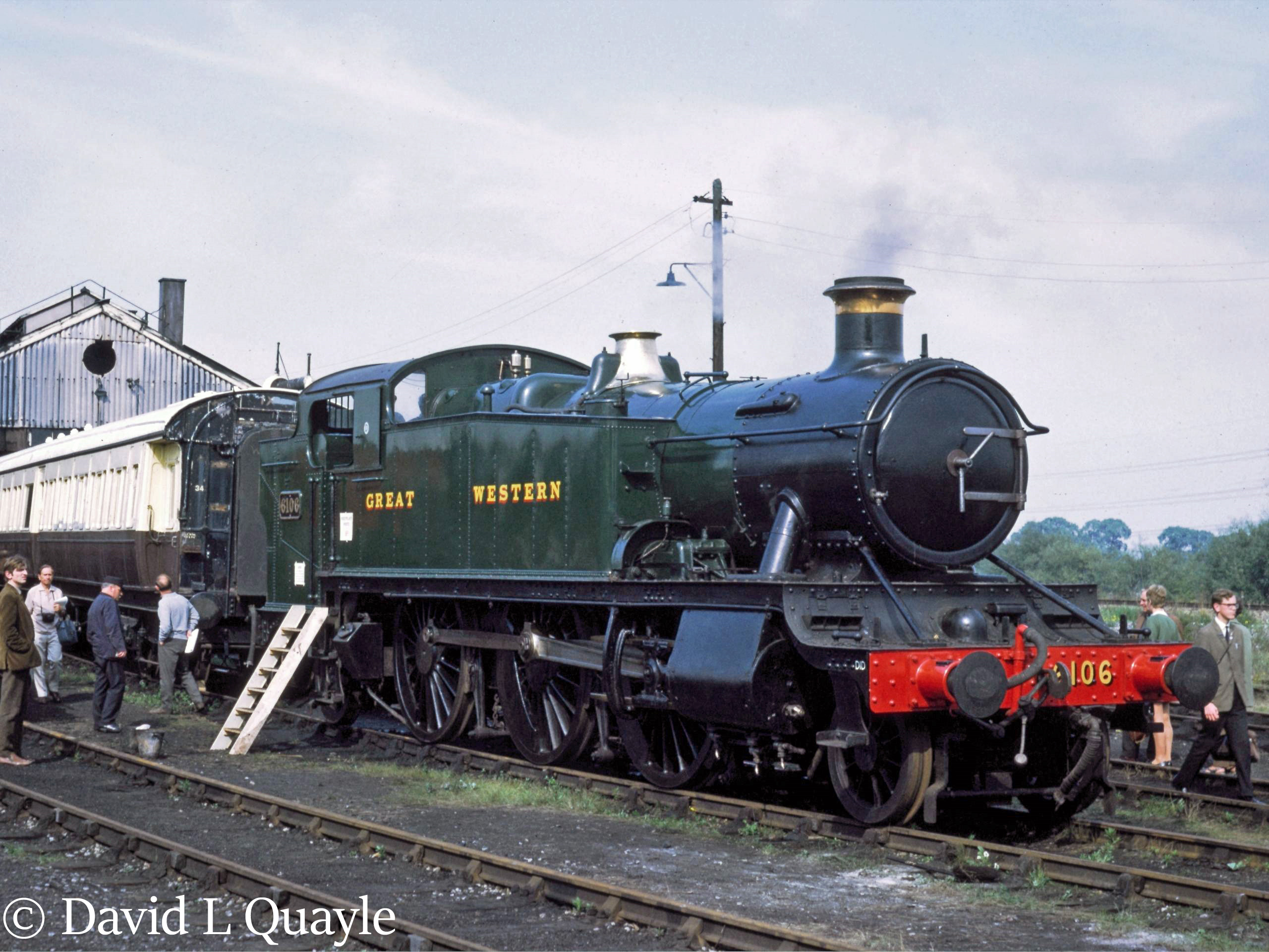 This image has an empty alt attribute; its file name is 6106-at-didcot-railway-centre-september-1969-e.jpg