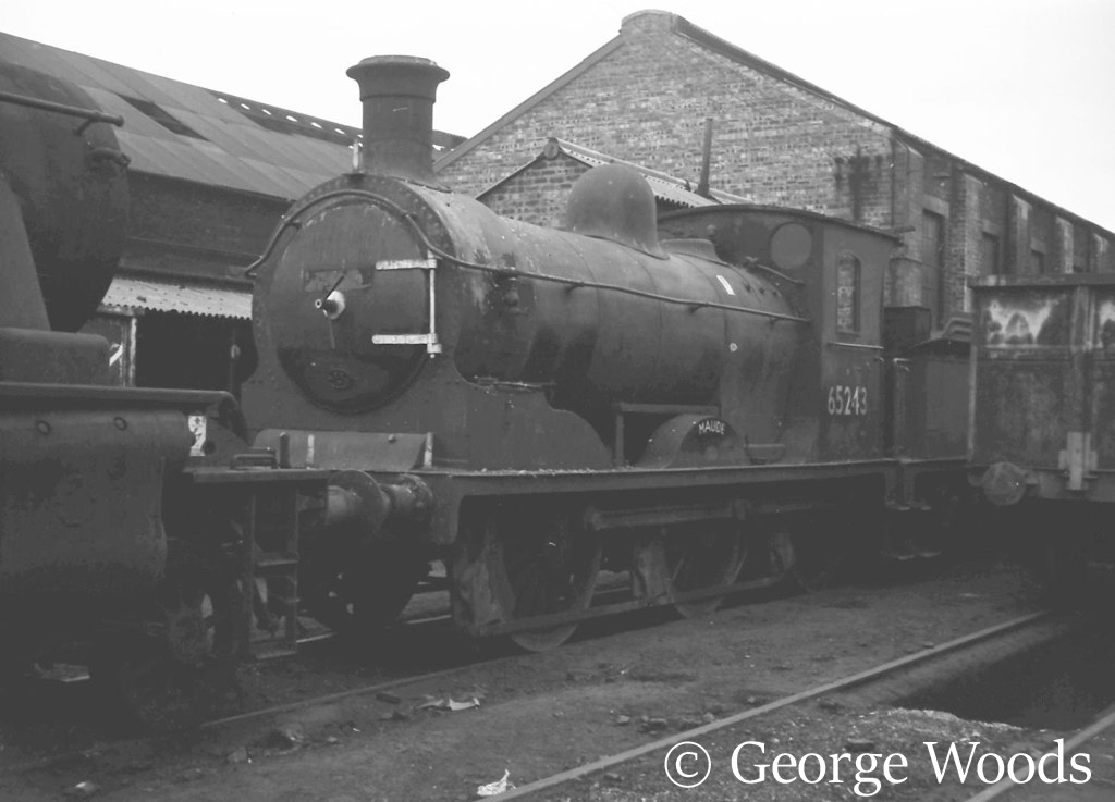 65243 Maude at St Margerets, Edinburgh - September 1966.jpg