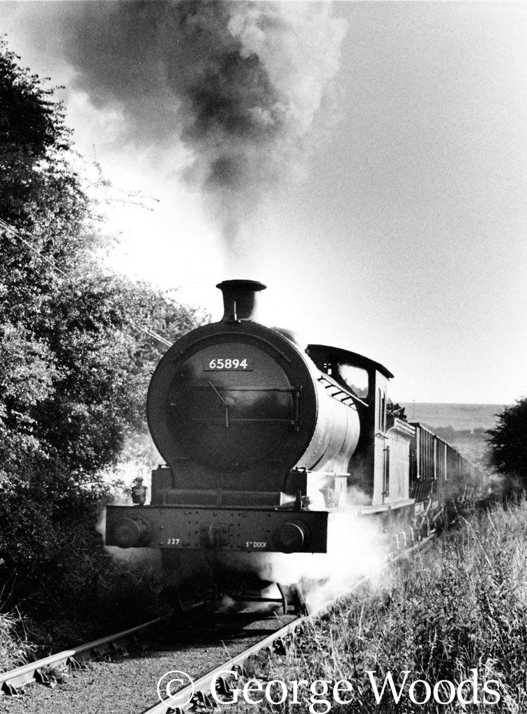 65894 at Ryhope - September 1967   B&W.jpg
