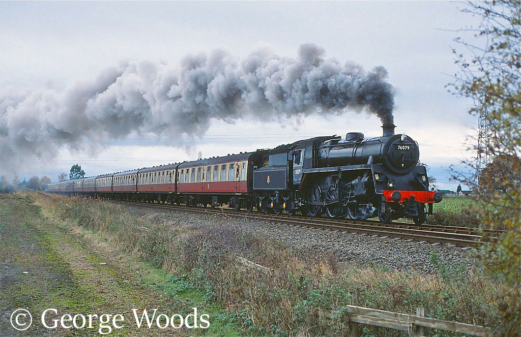 76079 at Towthorpe, York - November 2001.jpg
