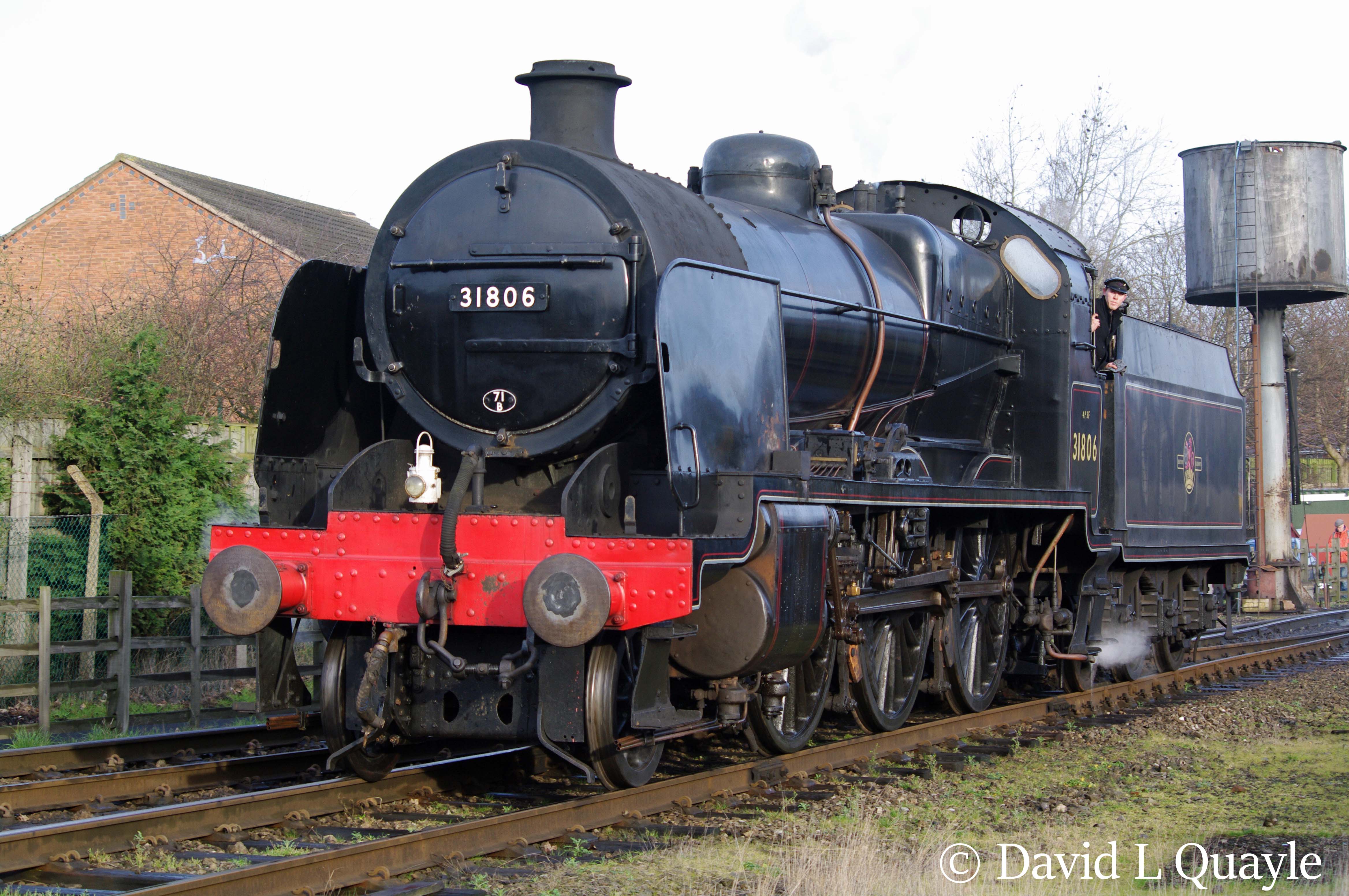 This image has an empty alt attribute; its file name is 31806-at-loughborough-on-the-great-central-railway-january-2016.jpg