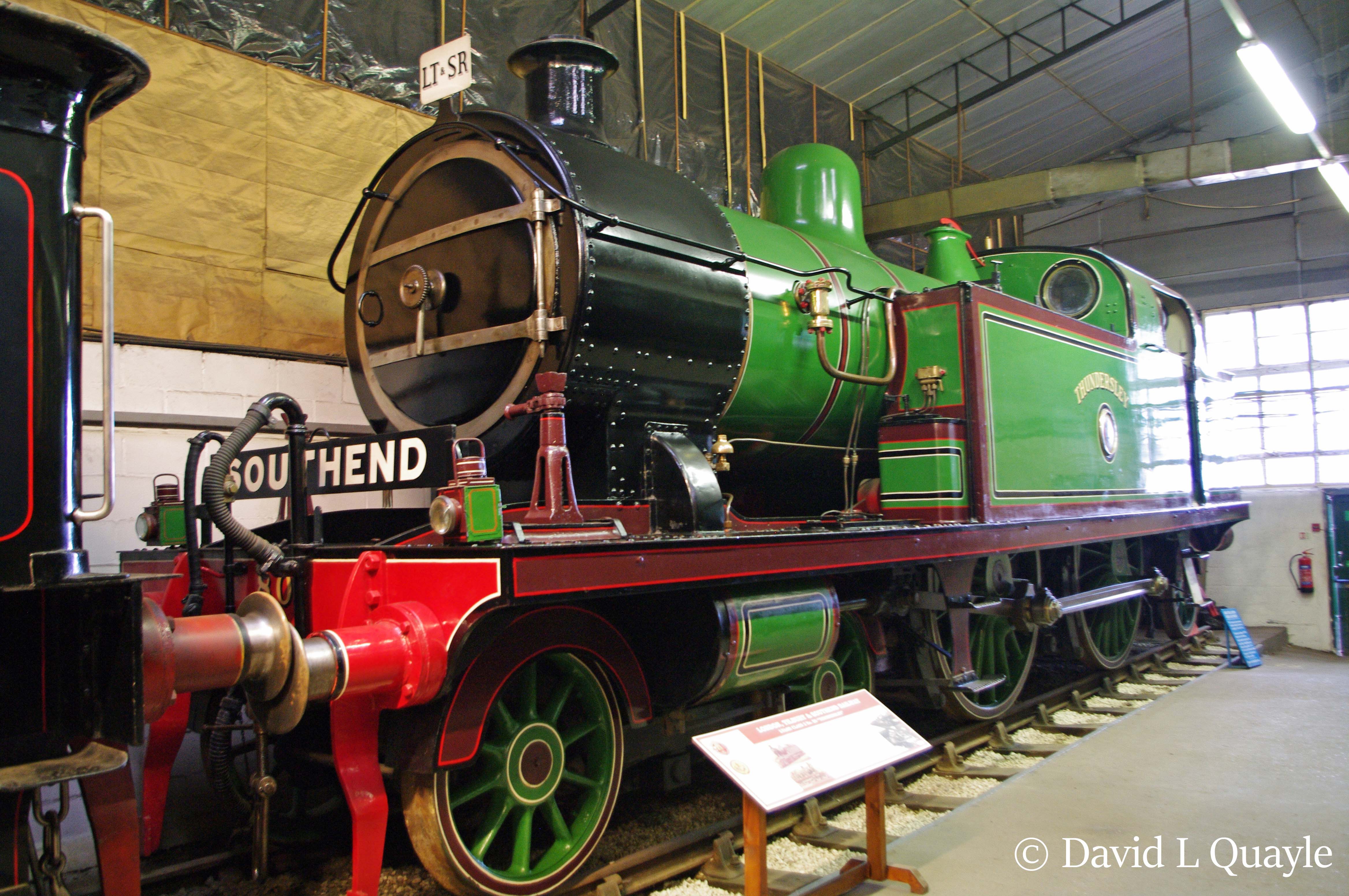 This image has an empty alt attribute; its file name is 41966-in-bressingham-steam-museum-may-2014.jpg