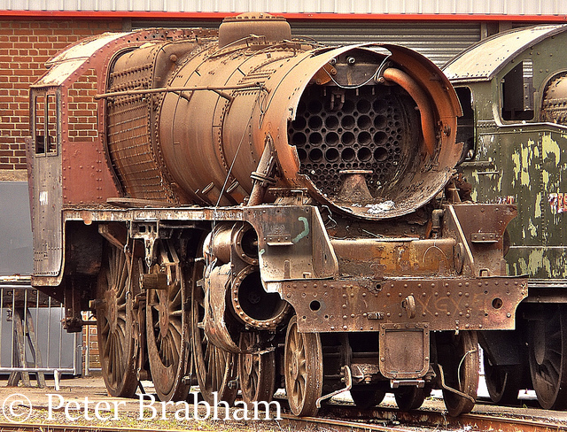 This image has an empty alt attribute; its file name is 44901-at-barry-may-2010.jpg