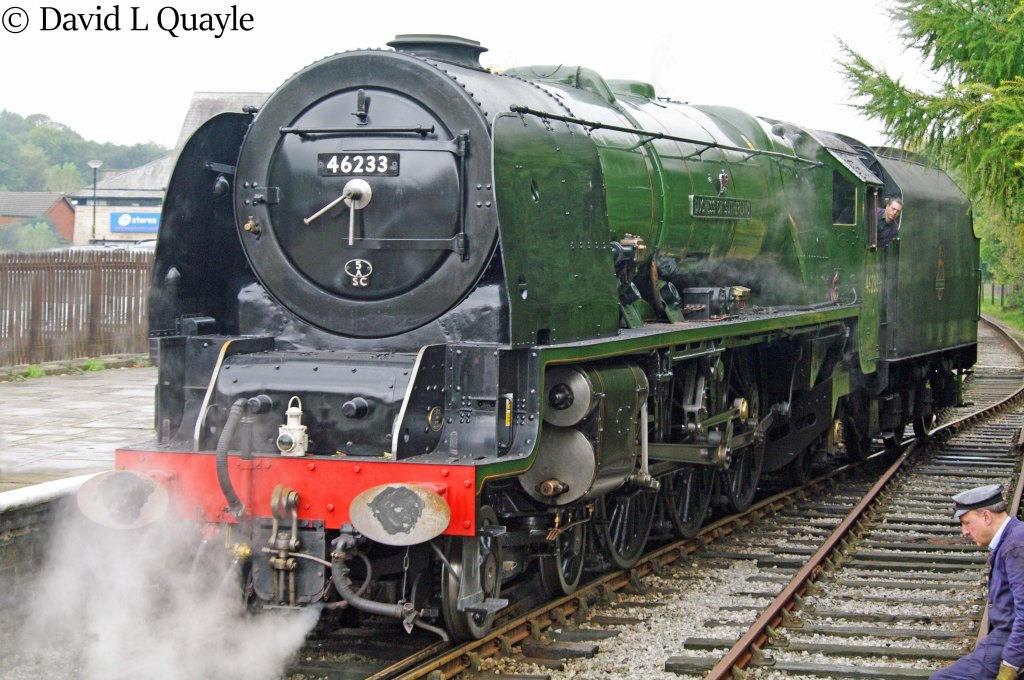 This image has an empty alt attribute; its file name is 46233-duchess-of-sutherland-at-rawtenstall-on-the-east-lancashire-railway-october-2013.jpg