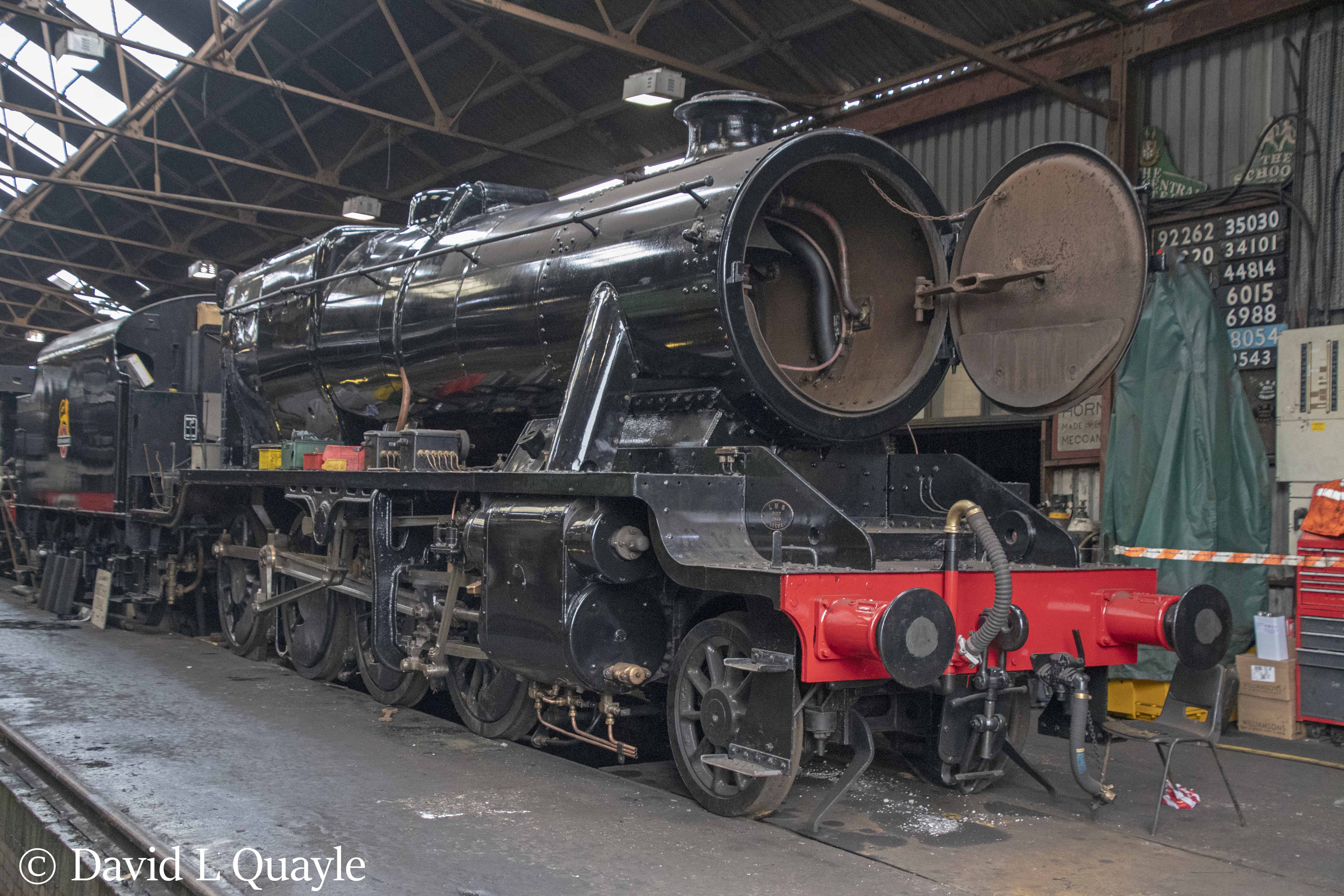 This image has an empty alt attribute; its file name is 48305-at-loughborough-on-the-great-central-railway-january-2019.jpg