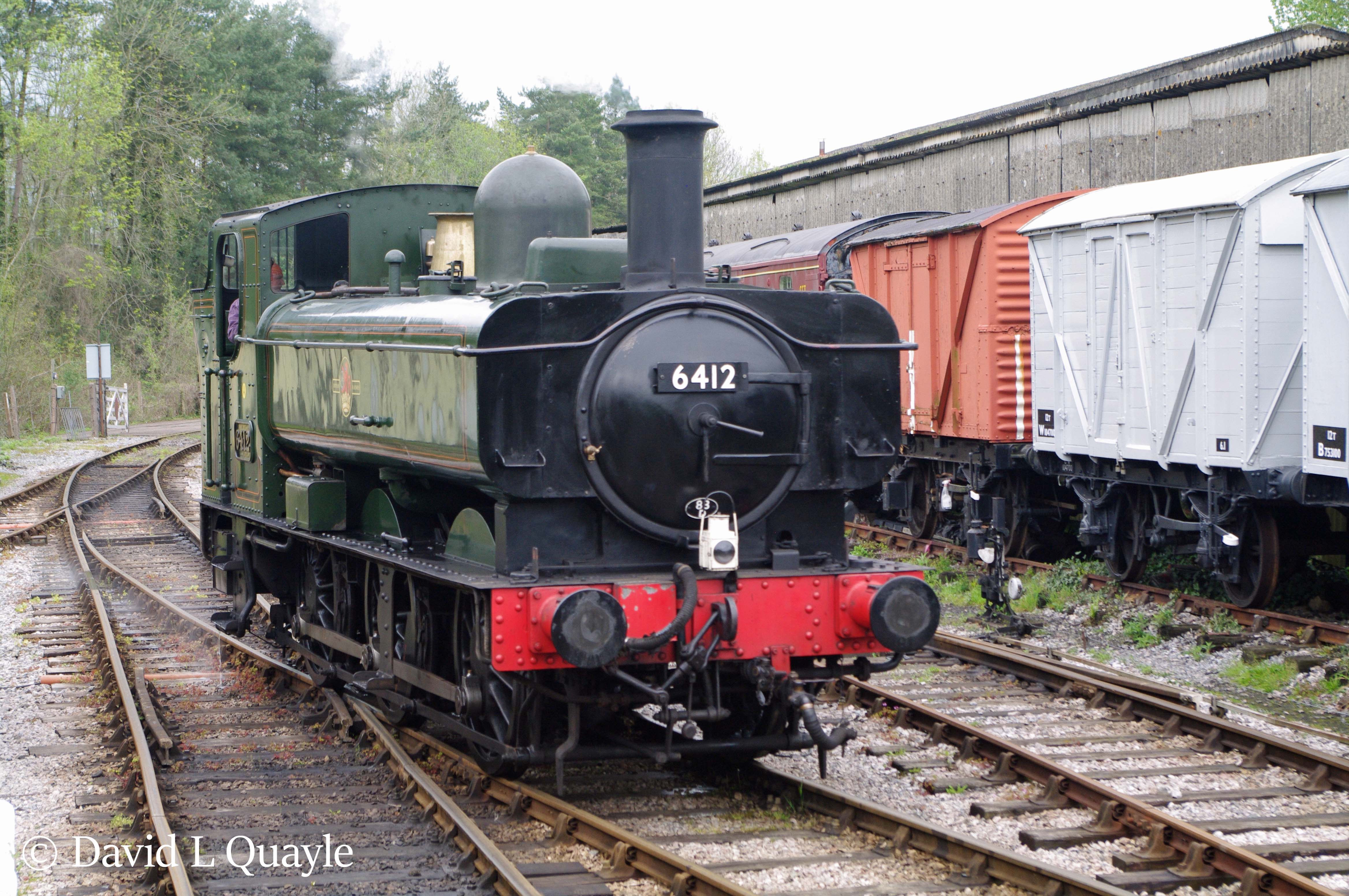 This image has an empty alt attribute; its file name is 6412-at-buckfastleigh-on-the-south-devon-railway-april-2018.jpg