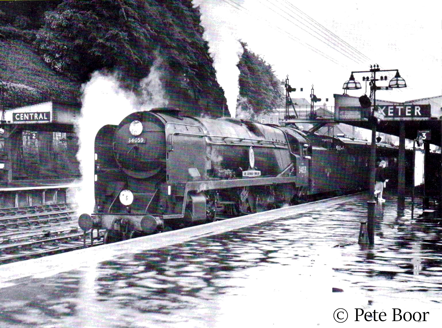 This image has an empty alt attribute; its file name is 34059-sir-archibald-sinclair-at-exeter-central.jpg