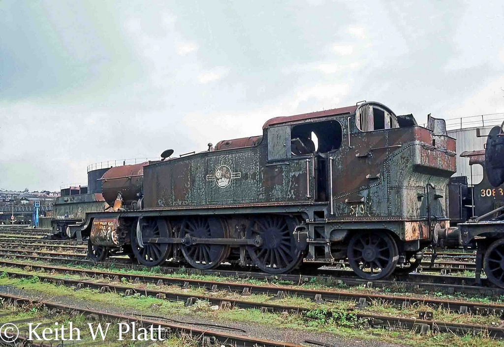 This image has an empty alt attribute; its file name is 5193-in-woodhams-scrapyard-at-barry-march-1977.jpg