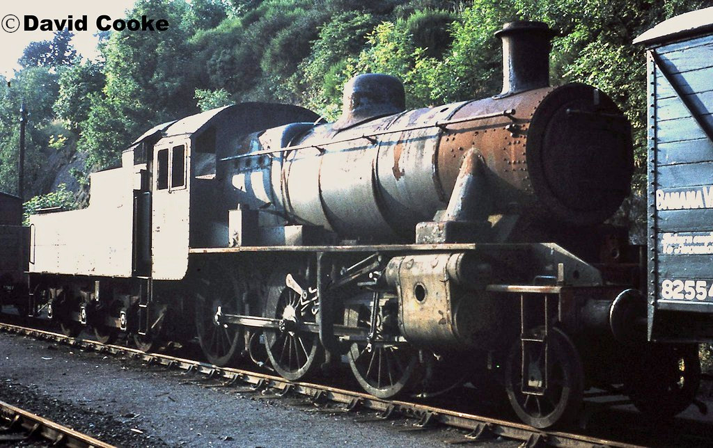 This image has an empty alt attribute; its file name is 46512-at-bewdley-on-the-severn-valley-railway-1972.jpg