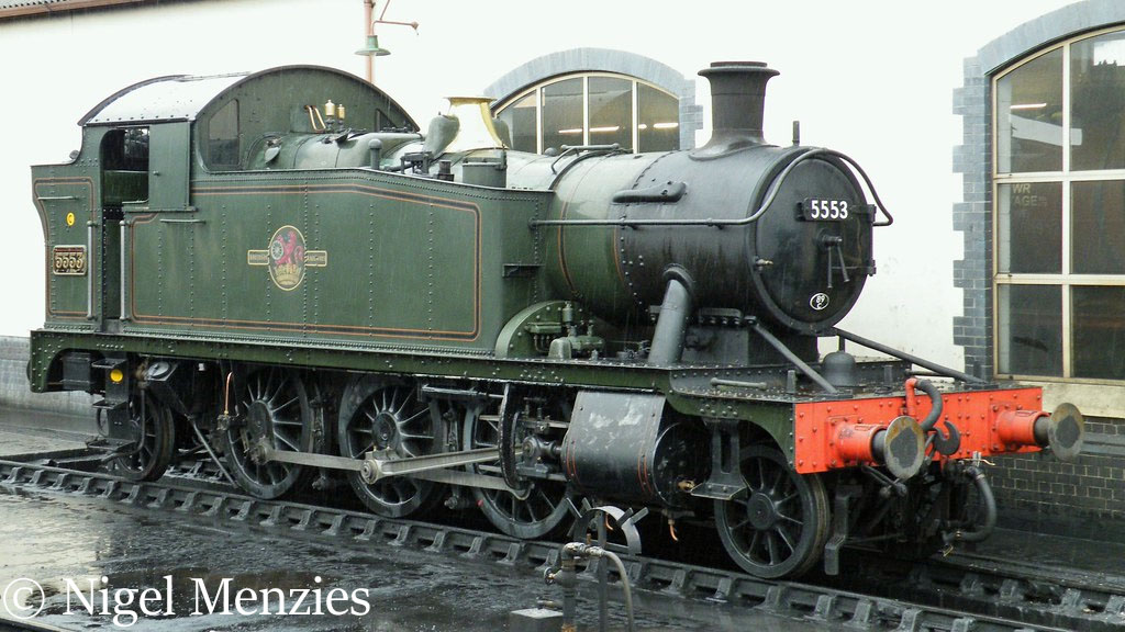 This image has an empty alt attribute; its file name is 5553-at-minehead-on-the-west-somerset-railway-april-2010.jpg