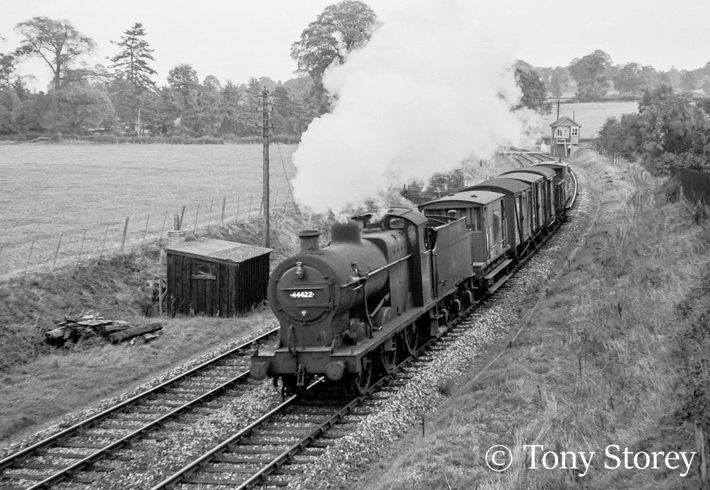 44422 (LMS 4422 & BR 44422) – Preserved British Steam Locomotives