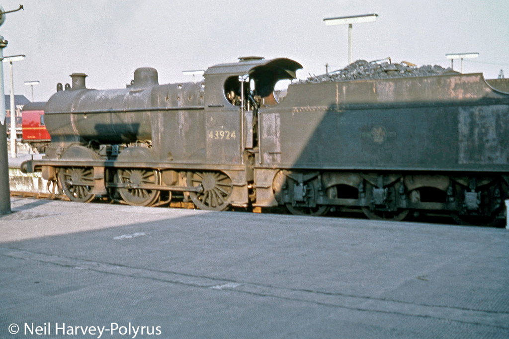 43924 (LMS 3924 & BR 43924) – Preserved British Steam Locomotives