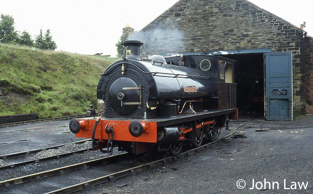 This image has an empty alt attribute; its file name is hl-3513-at-marley-hill-on-the-tanfield-railway-e28093-1997-.jpg