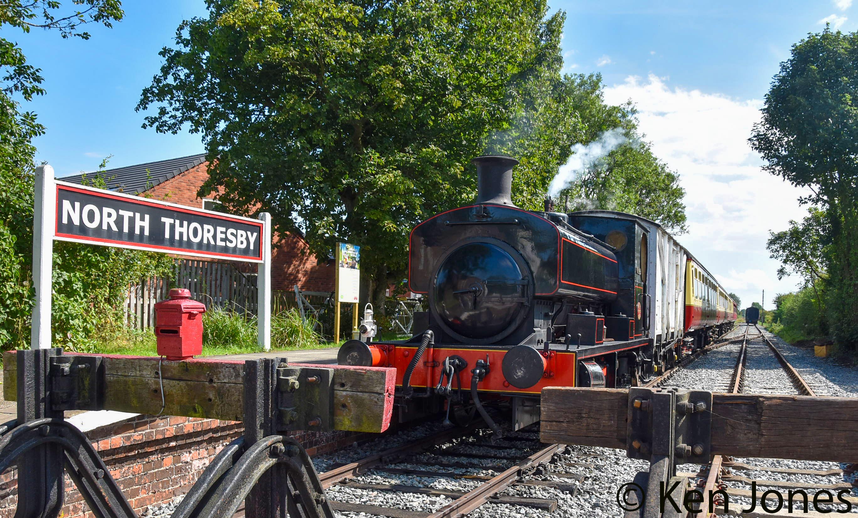 Andrew Barclay Works No 1964 Spitfire 0-4-0ST – Preserved British